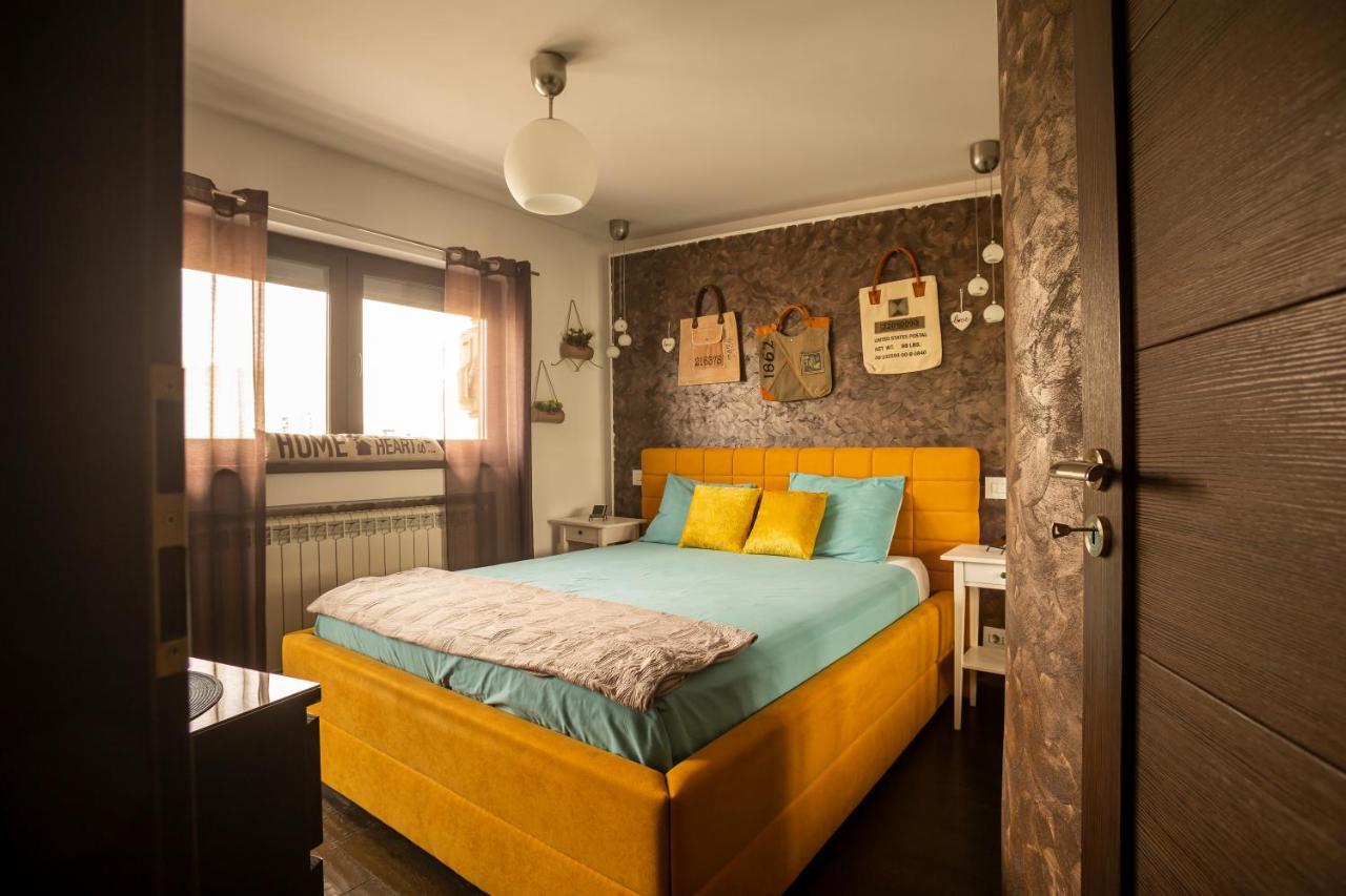 Amo Bucharest Apartment Bagian luar foto
